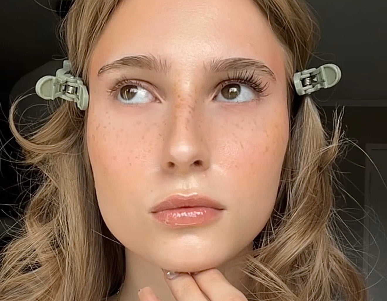 &quot;Ich bin so begeistert von der Mascara, das ist wirklich crazy! Ich hatte jahrelang immer einen Mascara-Favoriten und ich dachte, dass an die nie eine andere ran kommen wird, aber da hab ich mich offensichtlich getäuscht!&quot; - Elly @elly.krahwinkel
