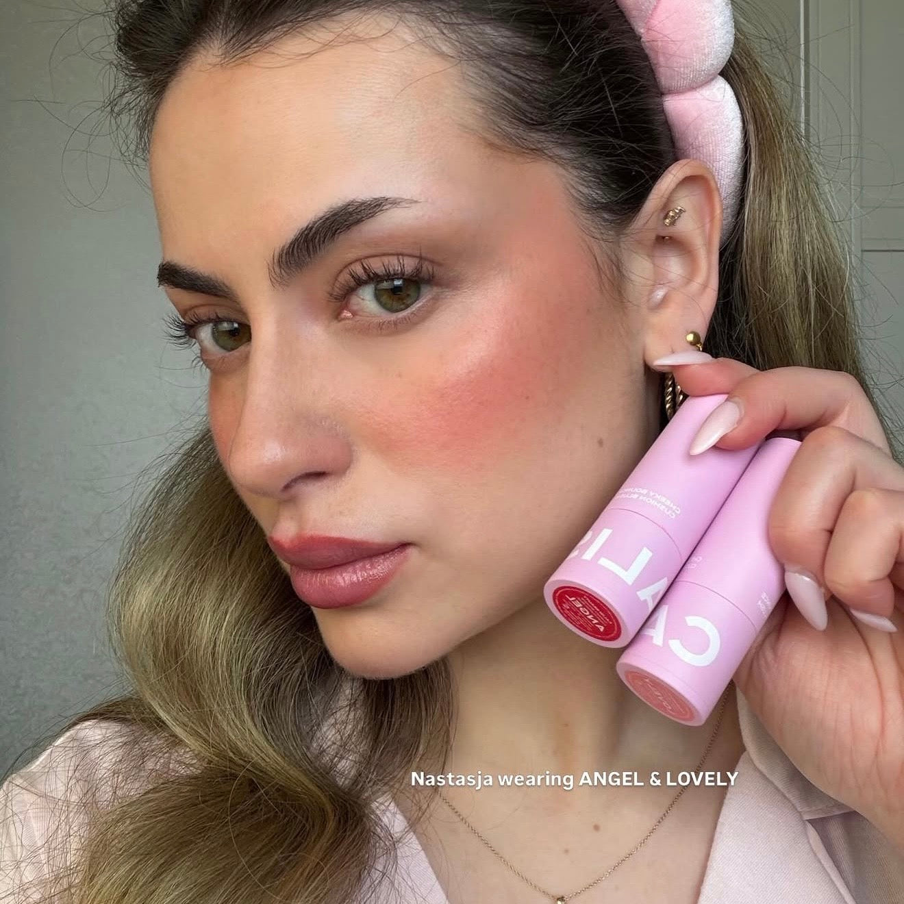 CHEEKY BOUNCE™ Cream Cushion Blush